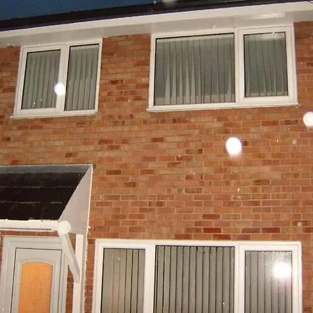 Delightful House With Big Ambitions Apartment Leigh  Exterior photo