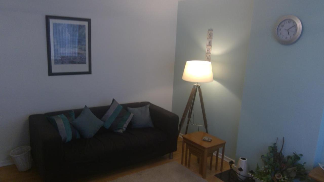 Apartment Delightful House With Big Ambitions *